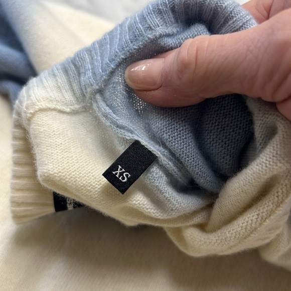 Diesel Wool Blend Cream and Blue Sweater Size XS - Picture 9 of 11